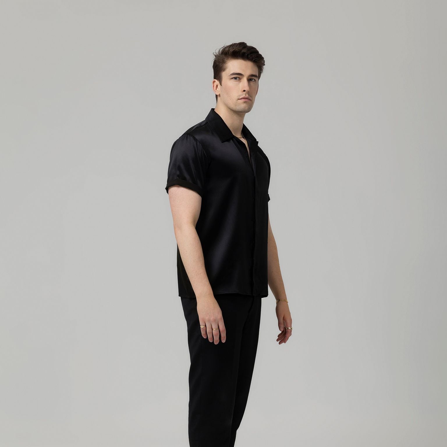 Black silk short outlet sleeve shirt